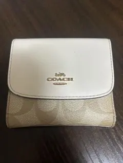 【値下げ】COACH 三つ折り財布 ホワイト/ベージュ
