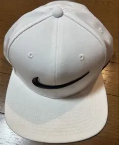 NIKE ホワイト キャップ