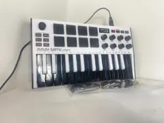 Item thumbnail for item 0301b123-a5e2-43a0-963a-3fb9c258f901