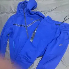 Nike 青 テックフリース