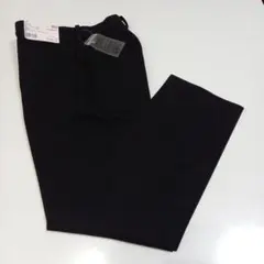 新品 タグ付き UNIQLO ユニクロ EZYアンクルパンツ黒色　ブラックS