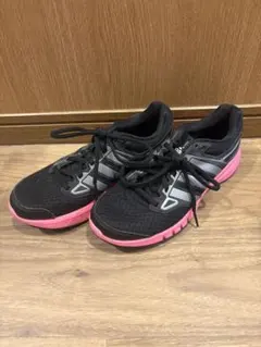 adidas レディース スニーカー ブラック ピンク