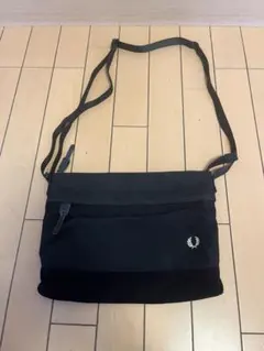 フレッドペリー ショルダー バッグ