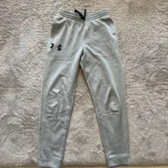 Under Armour グレー 長ズボン ダメージありのサムネイル