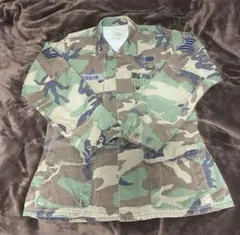 US AIR FORCE 迷彩ジャケット　古着　ミリタリー　レディース