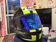 Arai QUANTUM-J フルフェイスヘルメットのサムネイル
