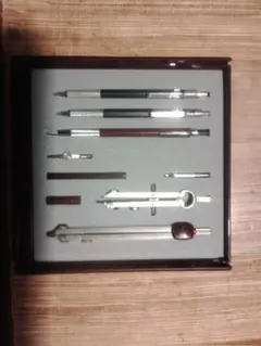 Item thumbnail for item 90b55bd2-b6a9-46a8-9f75-30e27718189a