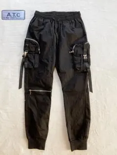 in the attic hommeギミックカーゴパンツ ストラップ付き