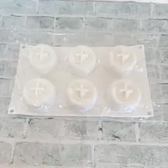 シリコンモールド お菓子 ムース型 チョコレート型 キャンドル 桃　？