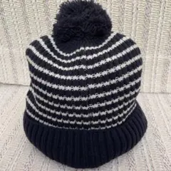 ポンポン付き　紺と白のストライプニット帽　イオン　トップバリュー　防寒