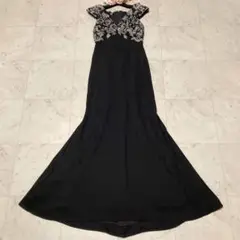 値下げ！tadashi shojiタダシジョージ藤刺繍ワンピース6黒⭐︎貴重 値下げ！tadashi shojiタダシジョージ藤刺繍ワンピース6黒⭐︎貴重