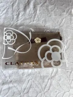 CLATHAS ゴールド フラワーモチーフ ポーチ