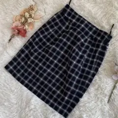 美品【JEANASIS/ジナーシス】チェック柄 タイトスカートサイドジッパーのサムネイル