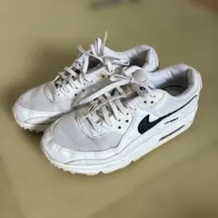 NIKE エアマックス ホワイト24.5