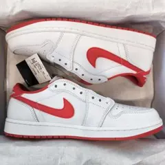 キ*グ様 ナイキ エアジョーダン1 レトロ ロー OG ホワイト ユニバーシティ