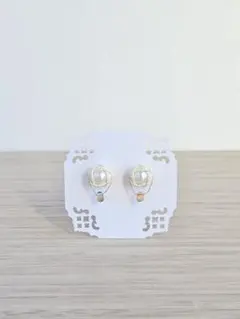 水引とガラスビーズの揺れるピアス【オレンジ系】