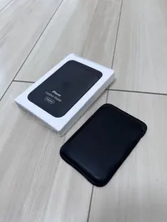 Apple iPhone Leather Wallet MagSafe