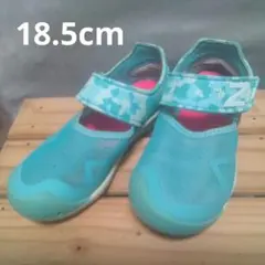 New Balance キッズシューズ サンダル