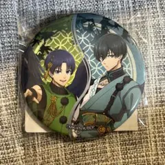 潔世一＆糸師凛 缶バッジ ブルーロック SMILE BASE CAFE - メルカリ
