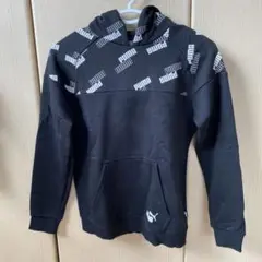 PUMAパーカー　140〜150センチ