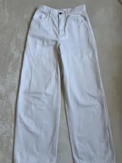 UNIQLOホワイトデニム