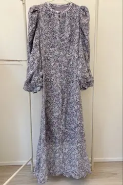 【新品】ハイネック　花柄　パフスリ　ワンピース　パープル　Ｓ
