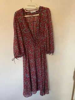 sly フラワープリントVネック　ワンピース