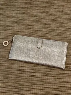 【t**様専用】AGATHA 長財布 メタリックゴールドのサムネイル