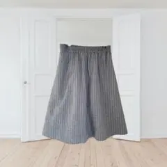 【匿名配送】ショコラフィネローブ（S）ミディ丈スカート グレー ストライプ柄