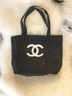 CHANEL BEAUTE ノベルティ スパンコールトートバッグ ブラック CHANEL BEAUTE ノベルティ スパンコールトートバッグ ブラック - メルカリ
