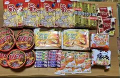 お菓子　カップ焼きそば　サッポロ一番　果汁グミ　ハイチュウ　まとめ売り