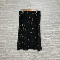 リヨン✨小花柄フレアスカート　ブラック　裏地付き　38 ミニ丈