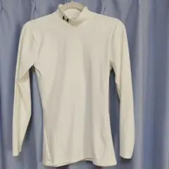 UNDER ARMOUR ホワイト ハイネック長袖トップス　Lサイズ