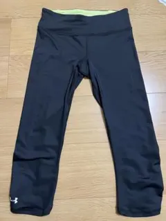 under armourハイウエストレギンス 黒 イエロー ブラック SMサイズ