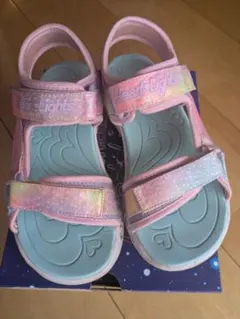 ゆ*ば様 SKECHERS Heart Lights サンダル 20cmのサムネイル