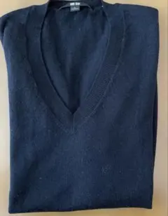 UNIQLO レディース　黒　Vネック長袖　セーター　L