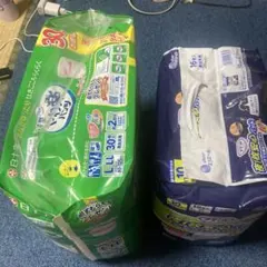 大人用オムツ　2セットのサムネイル