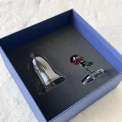 SWAROVSKI 美女と野獣 薔薇のサムネイル