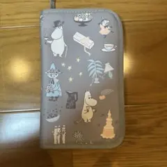 美品「ムーミン」 MOOMIN マルチポーチ　新品未使用