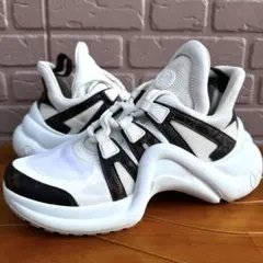 【大人気】美品 ルイヴィトン アークライト モノグラム スニーカー