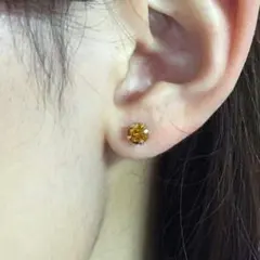 スワロフスキー☆タンジェリン 一粒ピアス