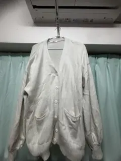 ベージュ 長袖カーディガン