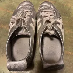 オニツカタイガー スニーカー