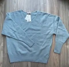 BAYFLOW ライトブルー Vネックニット