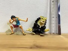 ワンピース ワーコレ フィギュア ルフィ vs ロブ・ルッチ