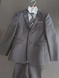 150cm ダークグレー ストライプ スーツ