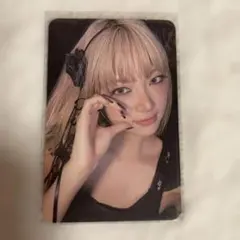 Le Sserafimウンチェeasyトレカ公式