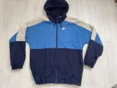 Nike フード付きナイロンジャケット