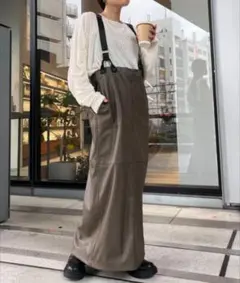 【新品未使用タグ付き】❦サス付きフェイクレザー Iラインスカート M ❦完売品❦