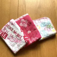 未使用　セシルマクビー　タオルハンカチ　セット　CECILMcBEE ノベルティのサムネイル